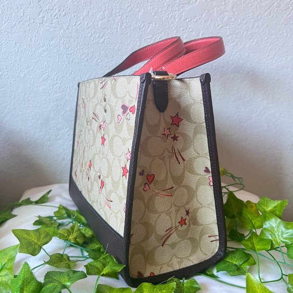 Dempsey Carryall In Signature Canvas With Heart And Star Print ck573 - Picture 2 of 5